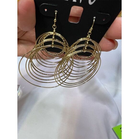 INC Gold Tone Dangle Circle Fish Hook Earrings Nickel-Free Sparkley - Picture 6 of 6